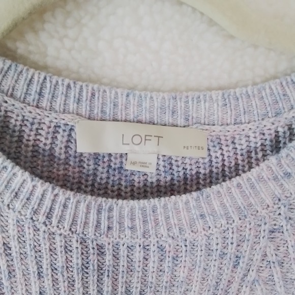 LOFT Cotton Blend Knit Sweater Size Medium Petite in Blue Pink White - Picture 8 of 9